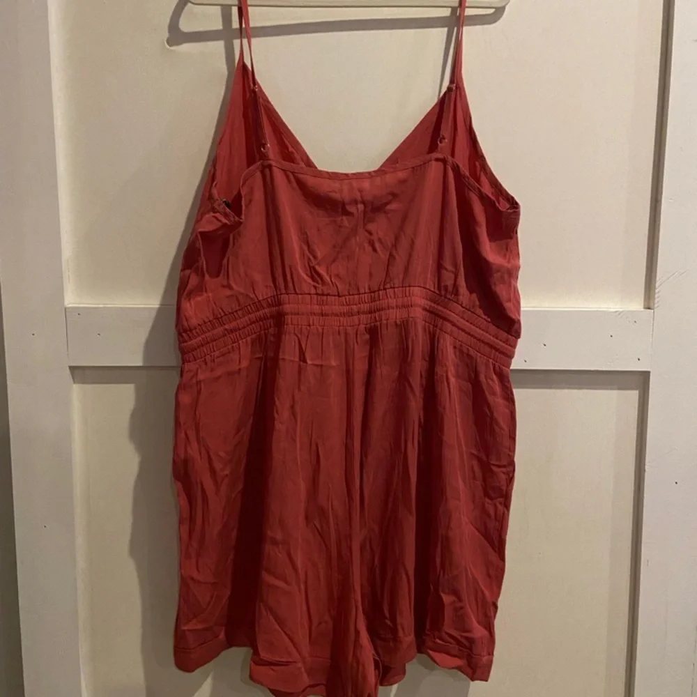 🍁Forever 21 Cami Romper - Picture 7 of 9